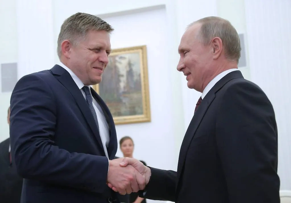 Путин назвал покушение на Фицо чудовищным преступлением