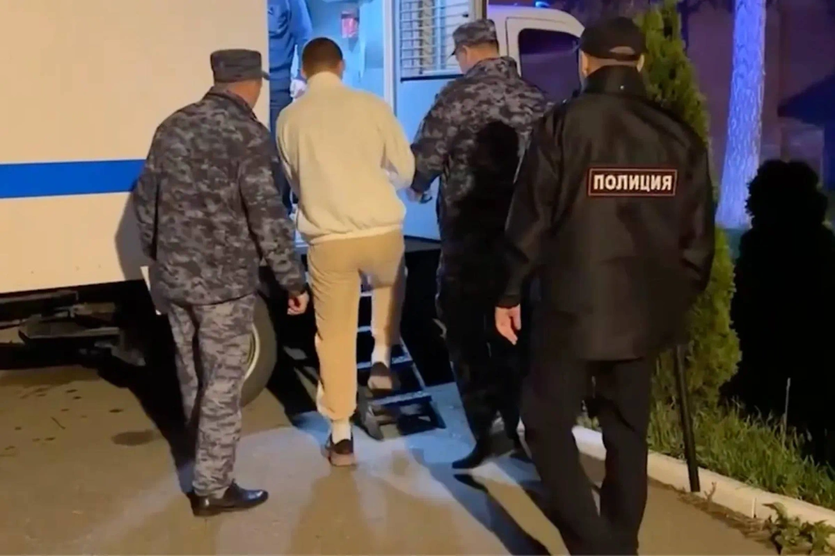 На Кубани задержали двух подростков, избивших участника СВО в парке