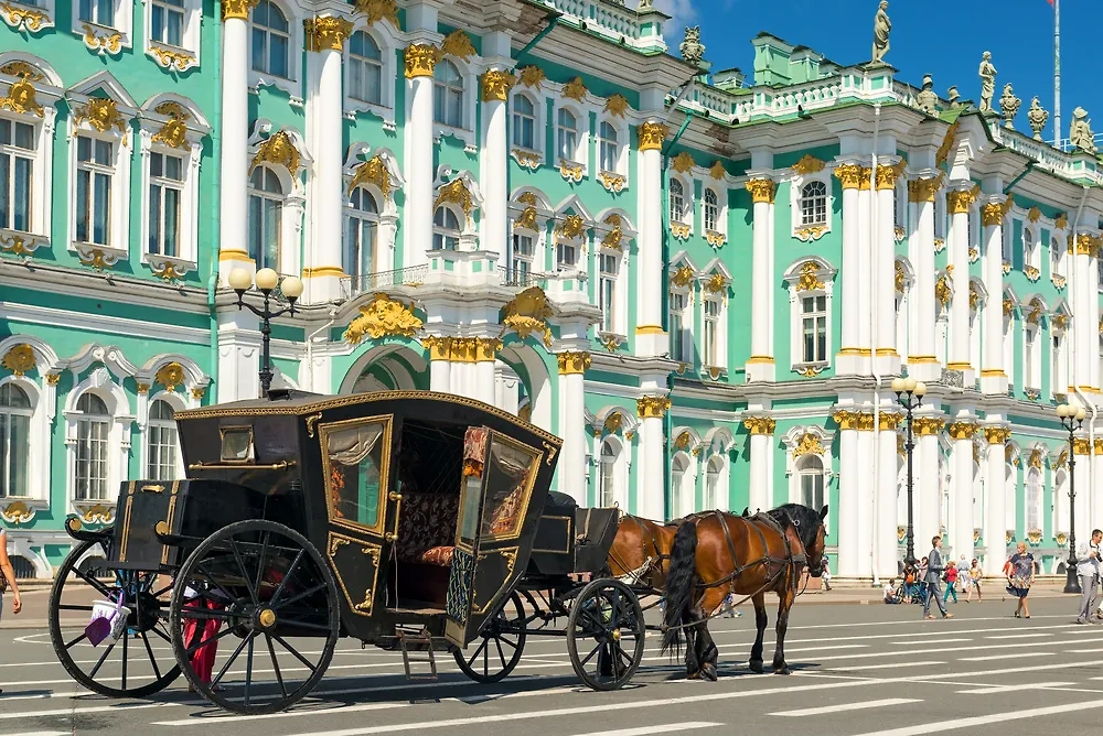 Смотрители музеев рассказали о своей работе. Обложка © Shutterstock / FOTODOM