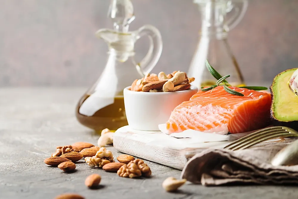 Рыба, орехи, шоколад и чай улучшают работу мозга. Обложка © Shutterstock / FOTODOM