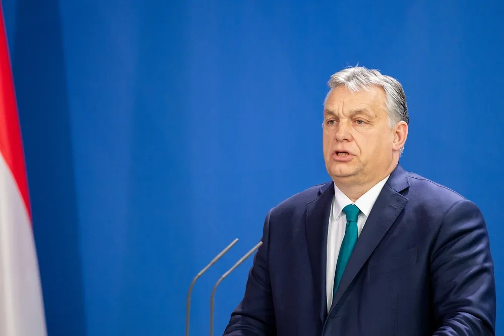 Премьер-министр Венгрии Виктор Орбан. Обложка © Shutterstock / photocosmos1