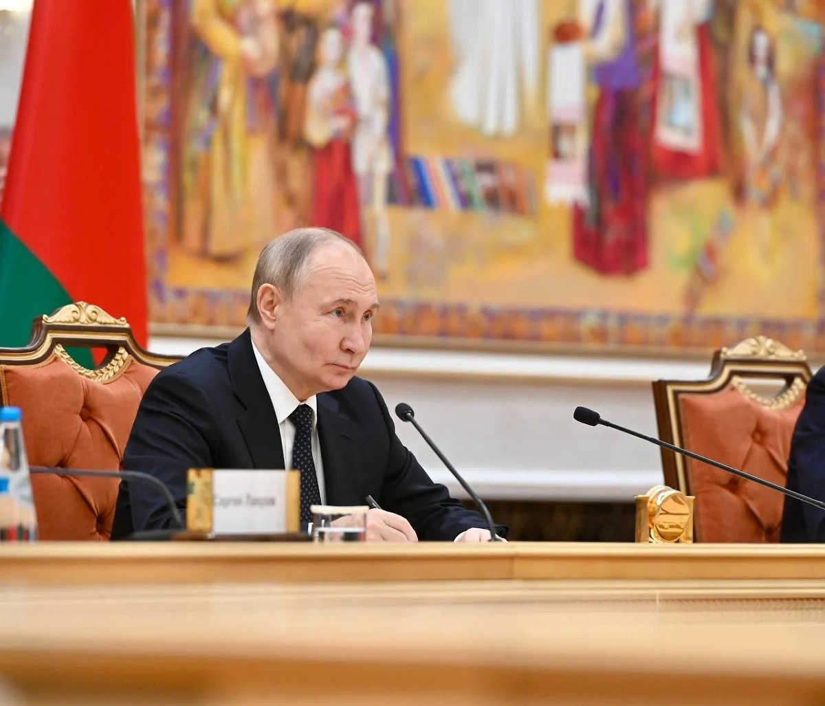 Владимир Путин в ходе визита в Минск. Фото © Life.ru / Павел Баранов