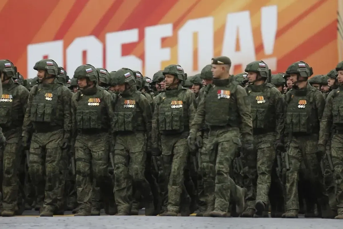 Бойцы спецоперации на параде Победы на Красной площади. Фото © Life.ru