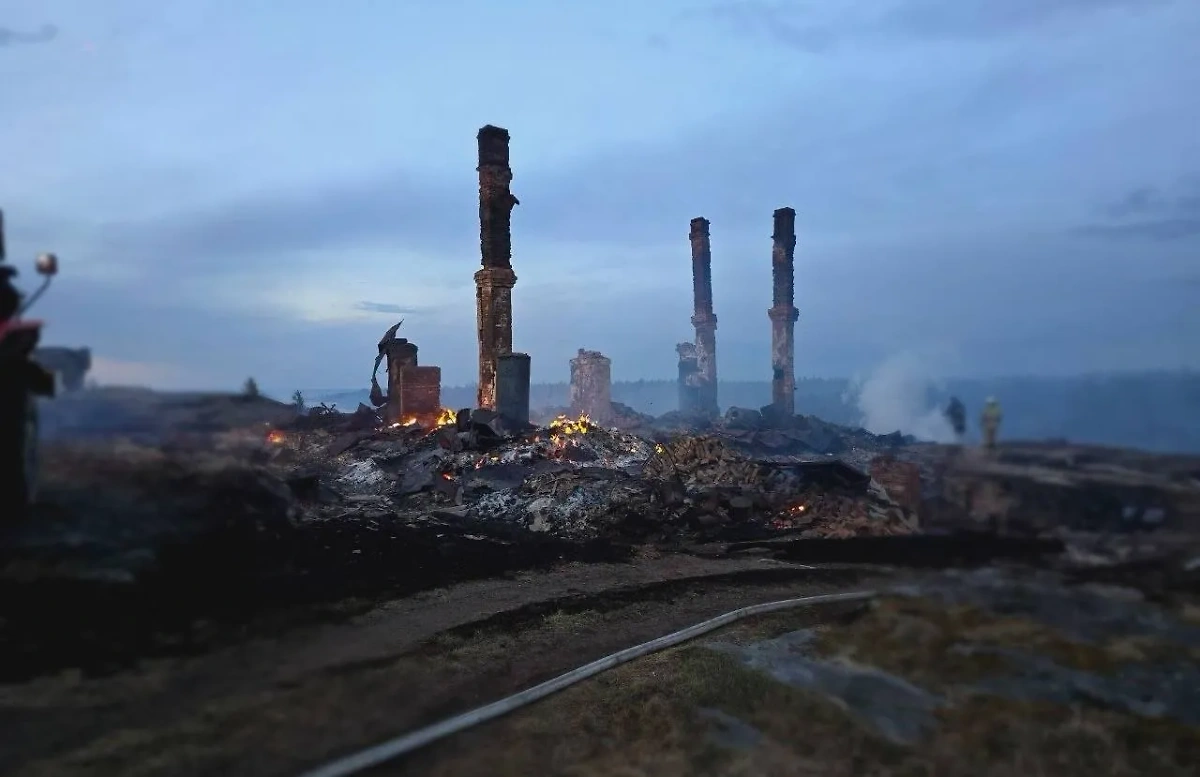 Сгоревшее здание в Карелии. Обложка © Telegram / Прокуратура Республики Карелия