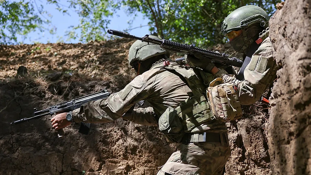 Российские военные в зоне СВО. Обложка © ТАСС / Алексей Коновалов