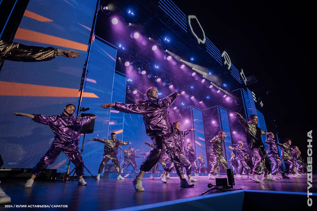 Кадр с церемонии открытия фестиваля. Фото © Пресс-служба "Российской студенческой весны"