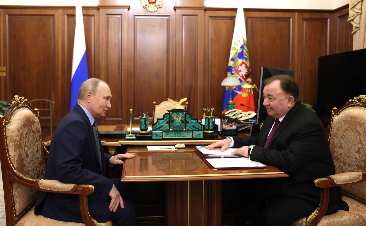 Путин на встрече с главой Ингушетии. Обложка © kremlin