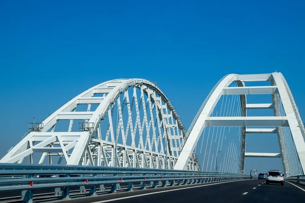 Крымский мост временно перекрыт. Обложка © Shutterstock / FOTODOM