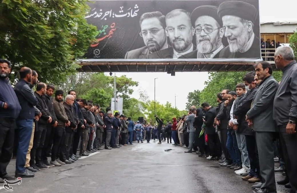 В иранском Тебризе проходит церемония прощания с президентом Раиси. Фото © Tansim News Agency / Masoud Vaez