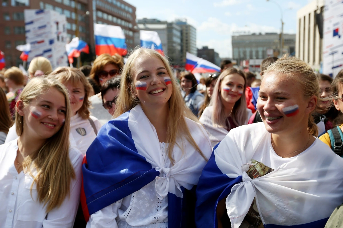 12 июня 2024 года: как отдыхаем на День России, история и традиции праздника