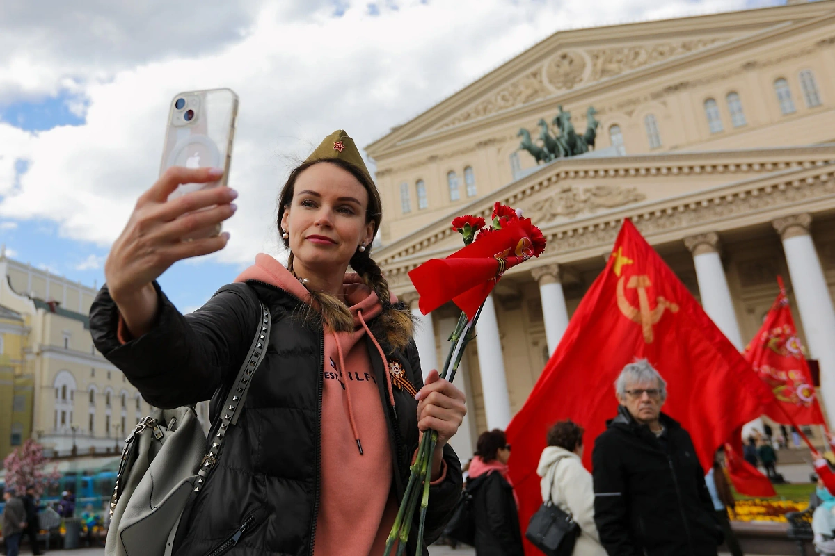 Выходные и переносы рабочих дней на 9 Мая в 2024 году. Обложка © АГН "Москва" / Кирилл Зыков 