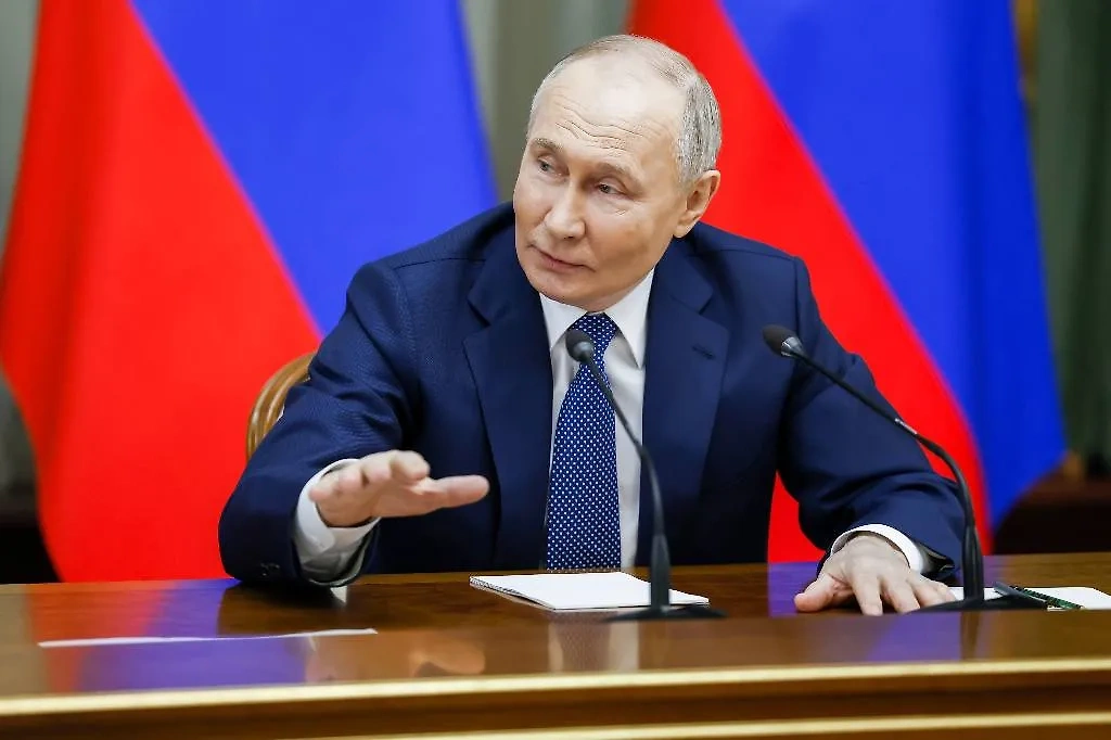Владимир Путин. Обложка © ТАСС / Дмитрий Астахов