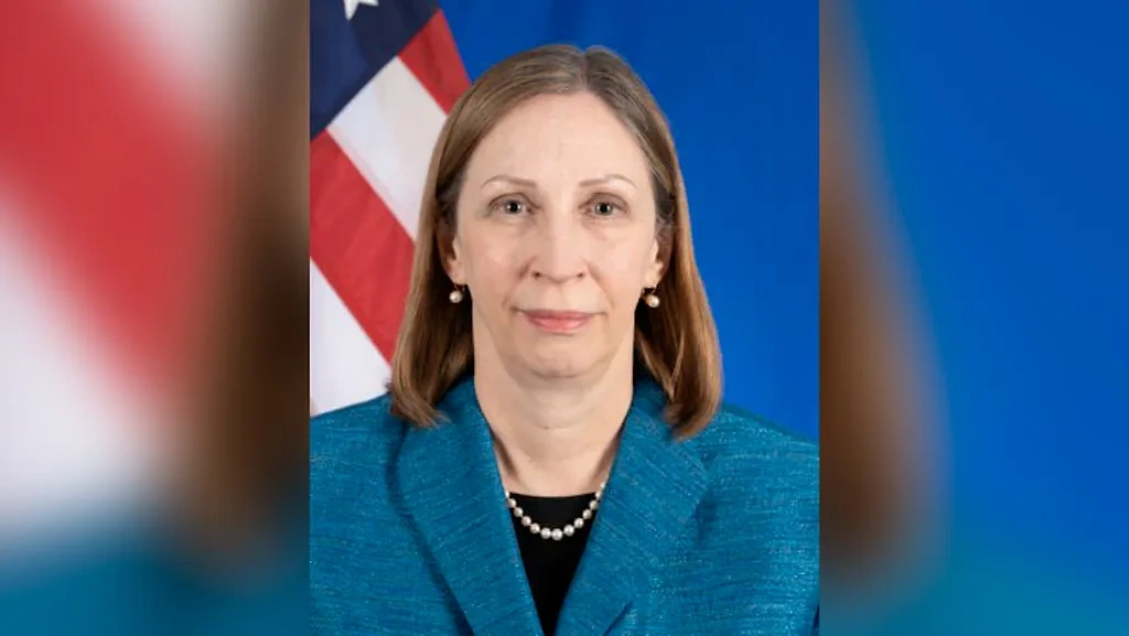 Посол США в России Линн Трейси. Обложка © Посольство США в РФ