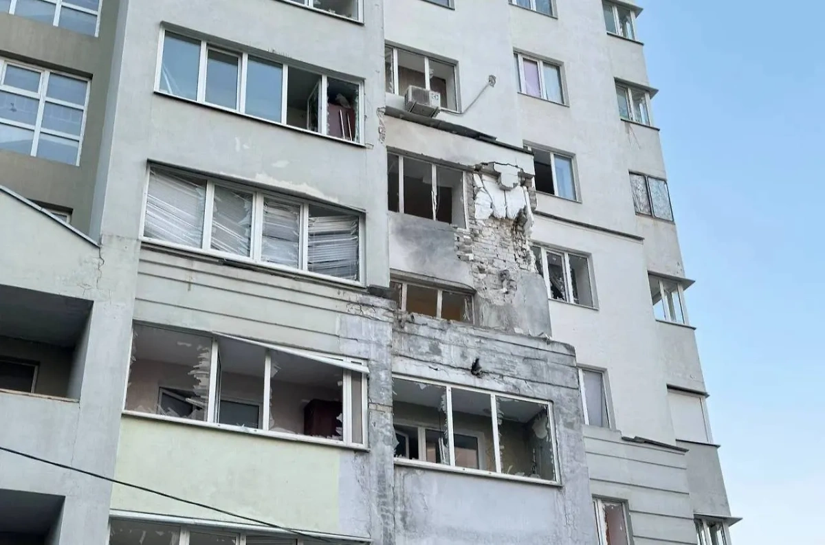 Дом в Белгороде, повреждённый в результате обстрела со стороны ВСУ. Обложка © Telegram / Настоящий Гладков