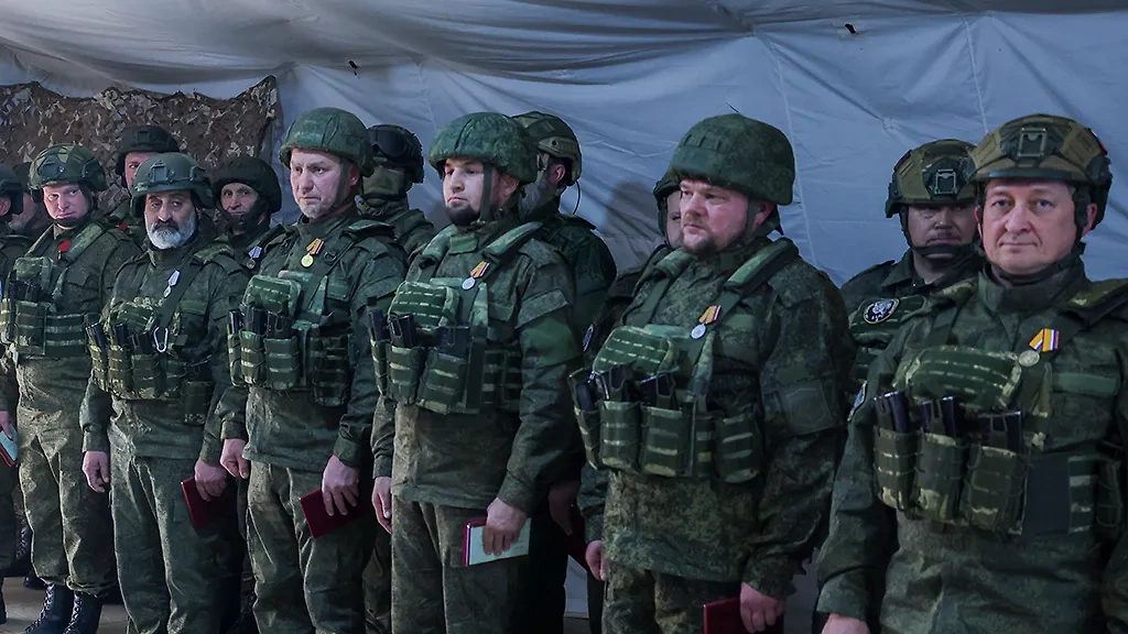 Нетрудоспособные члены семьи военнослужащих имеют право на доплаты. Фото © ТАСС / Алексей Коновалов