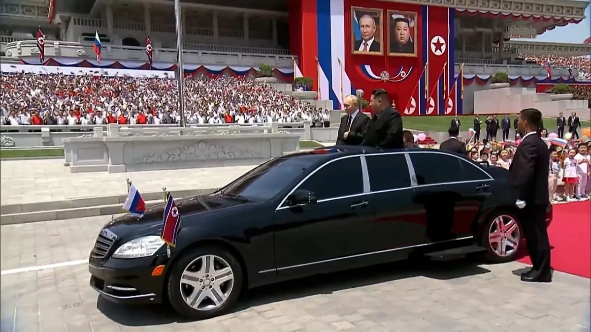 Встреча Владимира Путина и Ким Чен Ына в Пхеньяне. Обложка © Telegram / Кремль. Новости