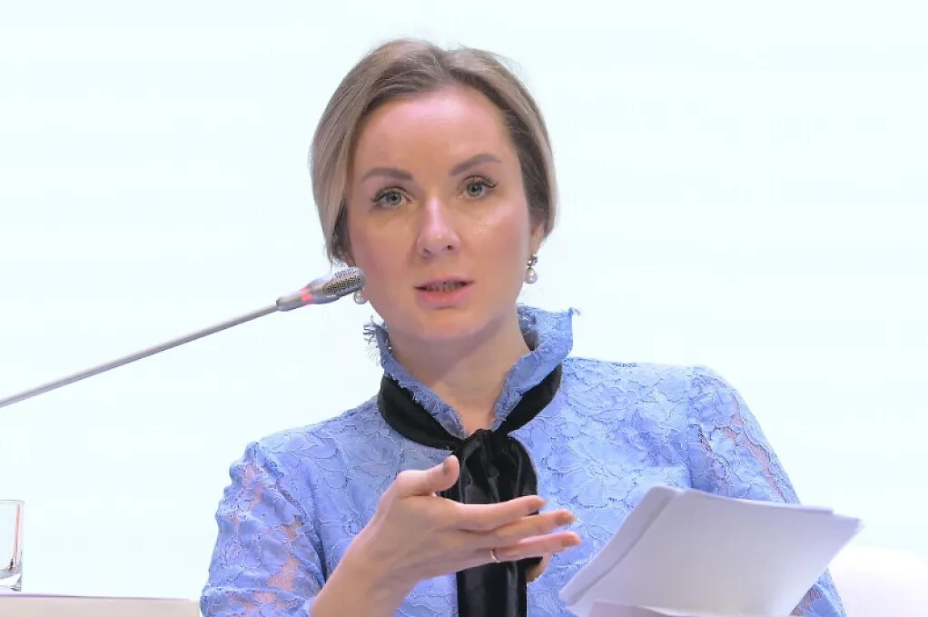 Львова-Белова: Приёмным семьям детей-сирот из новых регионов угрожают с ...