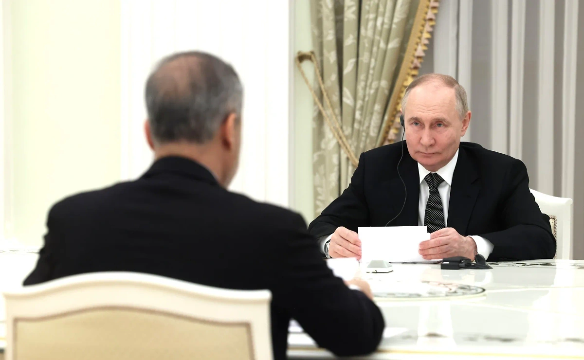 Встреча Путина с министром иностранных дел Турции Хаканом Фиданом. Обложка © kremlin.ru