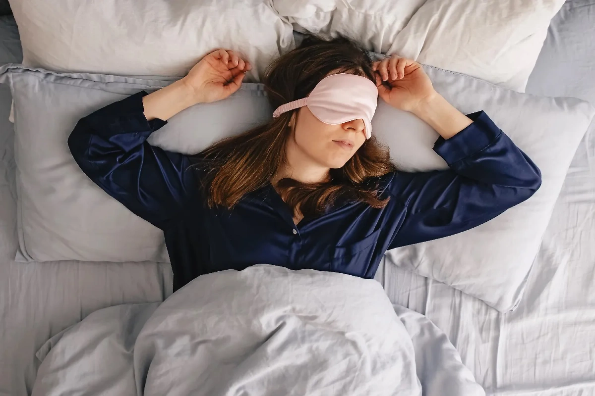 Сон в одежде или голышом: как полезнее и почему? Фото © Shutterstock / FOTODOM / Chiociolla