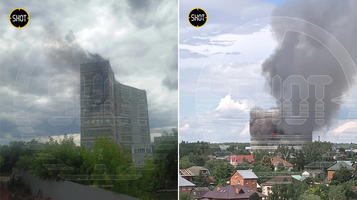 В Подмосковье горит здание НИИ "Платан", семь человек заблокированы на седьмом этаже. Фото © SHOT