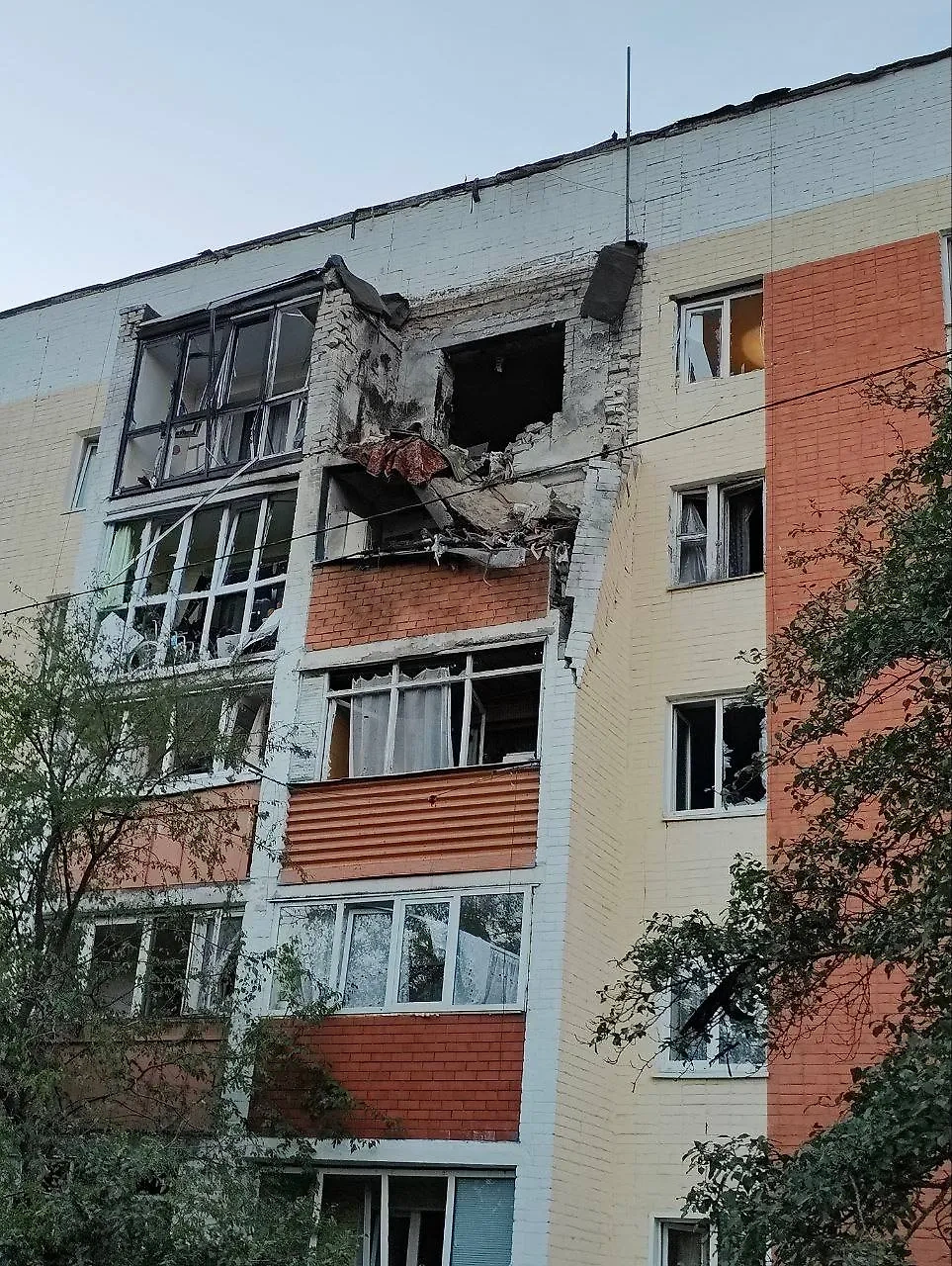 Яковлевский городской округ Белгородской области подвергся атаке ВСУ. Фото © Telegram / Настоящий Гладков