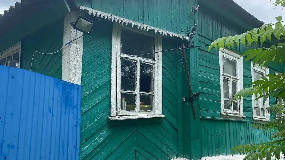 Последствия атаки украинского беспилотника на деревню Стропицы под Курском. Фото © Telegram / Алексей Смирнов