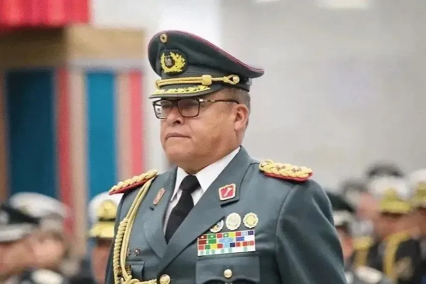 Обвинённый в госперевороте боливийский генерал Хуан Хосе Сунига. Обложка © X / WARCRIMENEWS