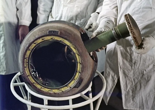 Капсула аппарата "Луна-20", содержавшая доставленный на Землю лунный грунт. Фото © laspace.ru