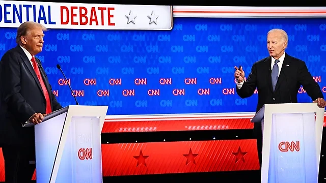 Кандидаты на пост президента США Дональд Трамп и Джо Байден провели дебаты. Обложка © ТАСС / WILL LANZONI