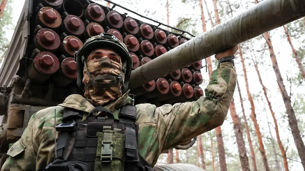 Российский военнослужащий в зоне СВО. Обложка © ТАСС / Алексей Коновалов