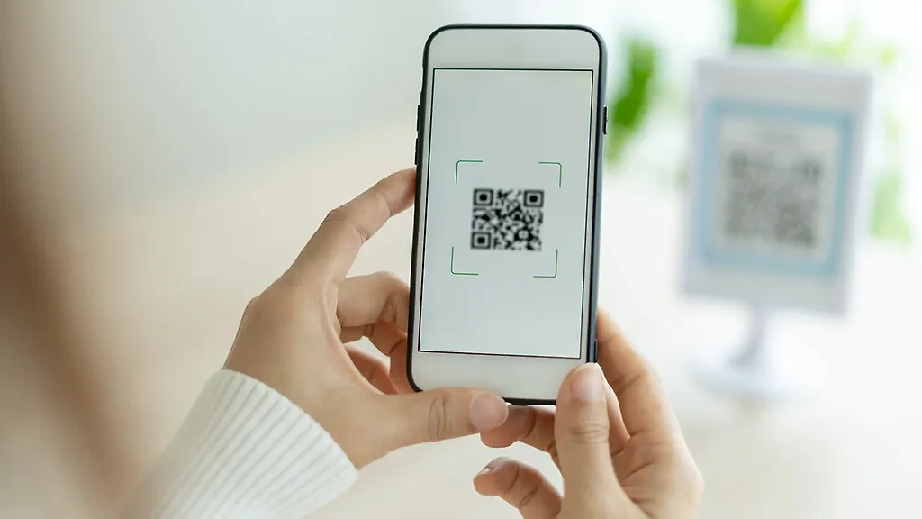 QR-код — удобный способ оплаты, но он может быть фейковым. Фото © Shutterstock / FOTODOM / shisu_ka