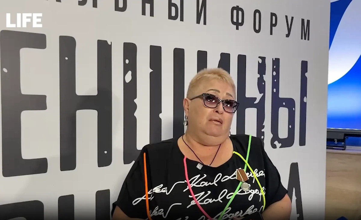 Инна Лобода-Солдатенко организовала гуманитарный центр в Мариуполе. Обложка © Life.ru