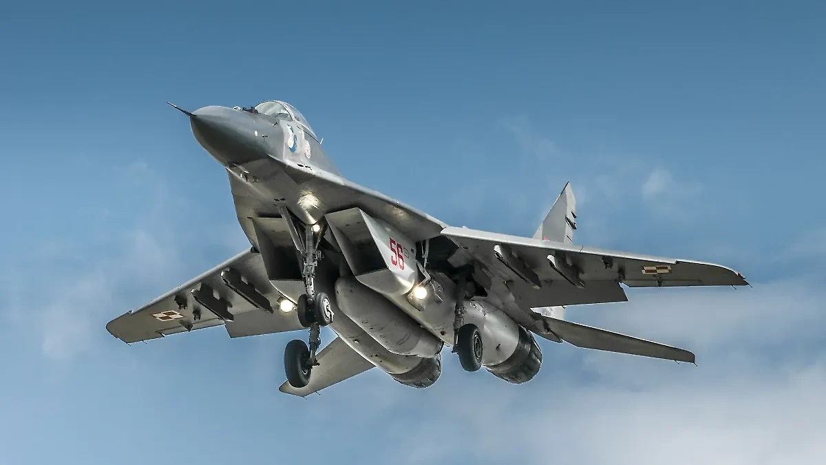 Польша и союзники подняли в воздух самолёты из-за авиации России. Обложка © Shutterstock
