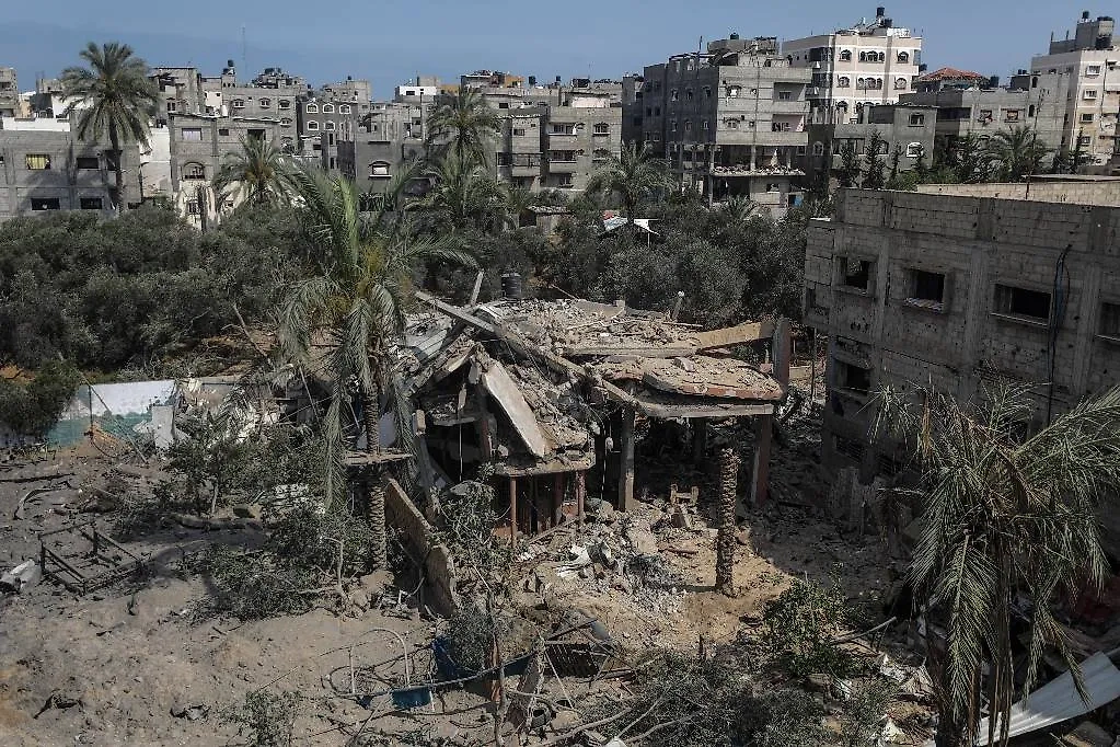 Сектор Газа после ударов Израиля. Обложка © ТАСС / EPA / MOHAMMED SABER