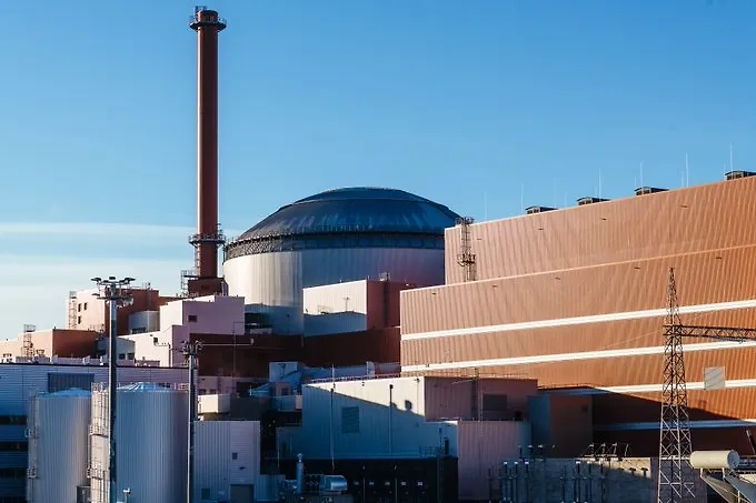 АЭС "Олкилуото-3" в Финляндии. Обложка © X / tvo_fi