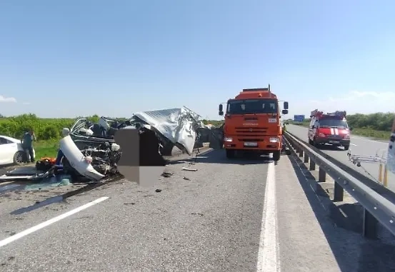 В ДТП на Урале погибло четыре человека. Обложка © VK / УГИБДД по Челябинской области