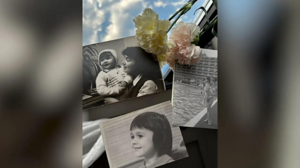 Архивные фотографии Анастасии Заворотнюк, которые опубликовала её дочь. Фото © Instagram (признан экстремистской организацией и запрещён на территории Российской Федерации) / anna_zavorotnyuk
