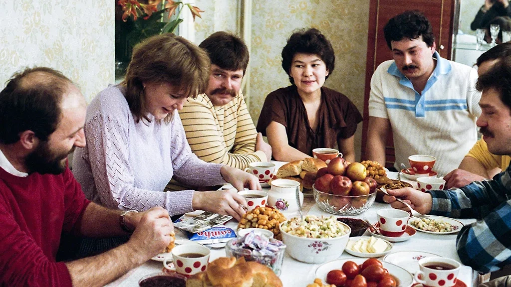 Как экономили в голодные 90-е: советские лайфхаки. Фото © ТАСС / Евгений Загуляев