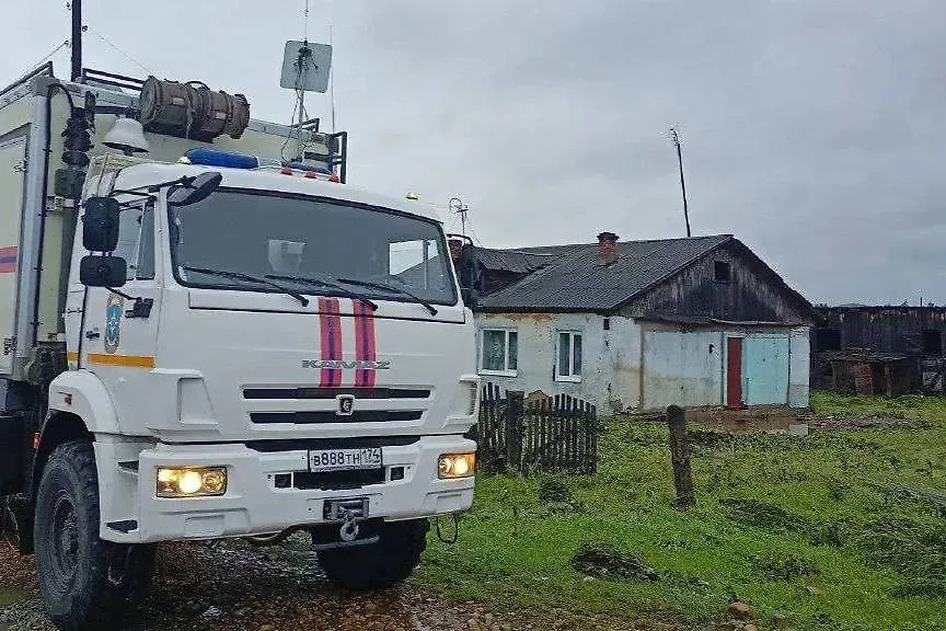 Режим ЧС введён в Сосновском районе Челябинской области из-за подтоплений. Обложка © Telegram / МЧС Челябинской области