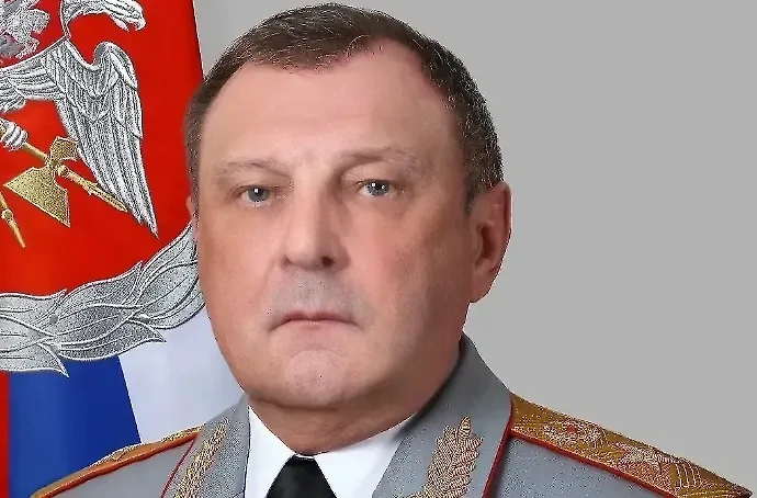 Дмитрий Булгаков. Обложка © Wikipedia / Mil.ru