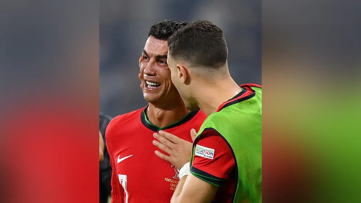 Роналду заплакал после незабитого пенальти в матче 1/8 финала Евро. Обложка © Х / rutie_xx