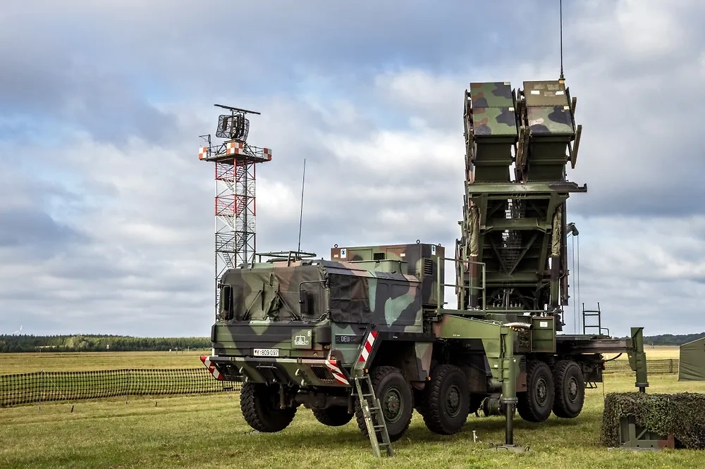 Американский зенитный ракетный комплекс Patriot. Обложка © Shutterstock / FOTODOM / VanderWolf Images