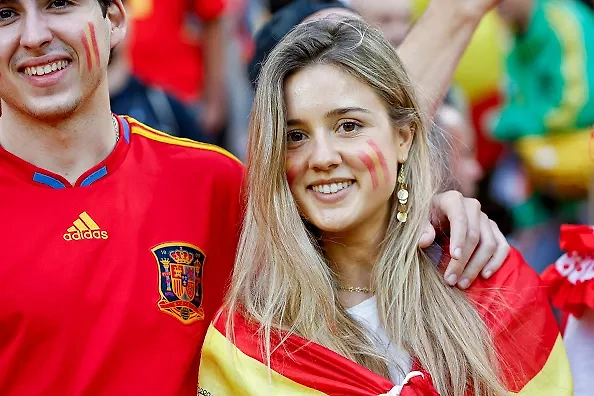 Самые красивые девушки – фанатки футбола: 10 фото с Евро-2024. Фото © Gettyimages / ProShots
