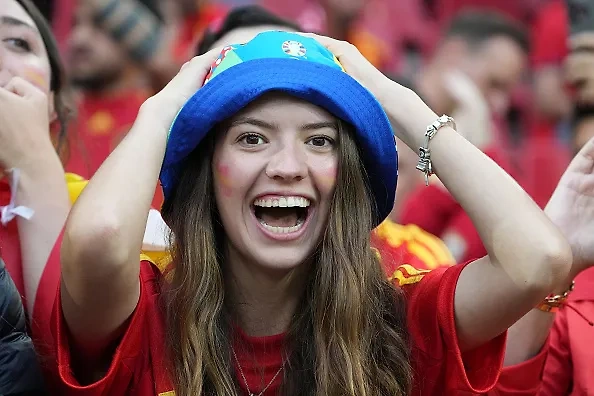 Евро-2024: сборные Испании и Германии сыграют 5 июля. Фото © Gettyimages / Masashi Hara