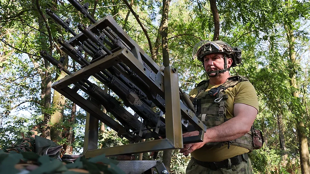 Российский военный в зоне СВО. Фото © ТАСС / Алексей Коновалов