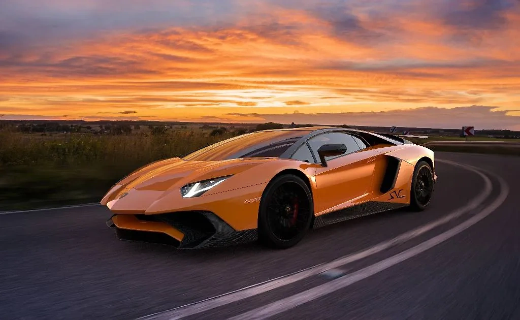 Lamborghini. Обложка © Shutterstock / FOTODOM / Mike Mareen