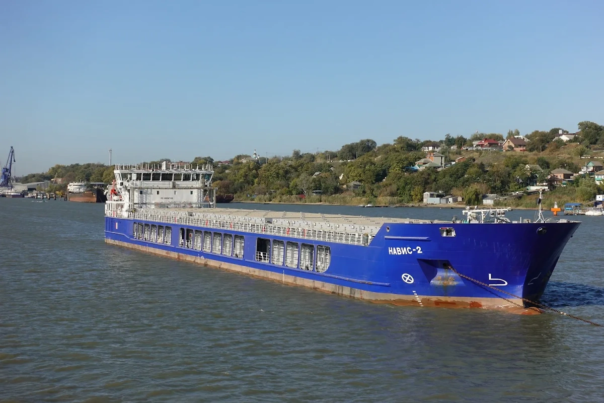 Грузовое судно Navis 2. Обложка © fleetphoto.ru / nautic