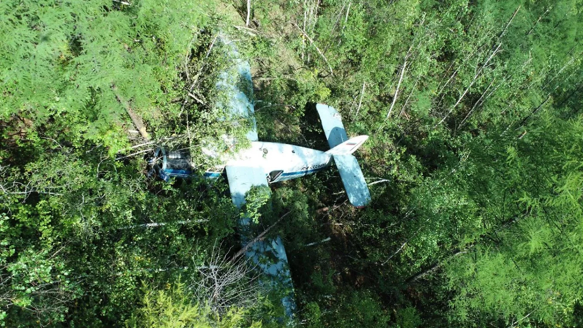 Самолёт Ан-2 совершил вынужденную посадку в Якутии. Обложка © Telegram / Восточное межрегиональное следственное управление на транспорте СК России