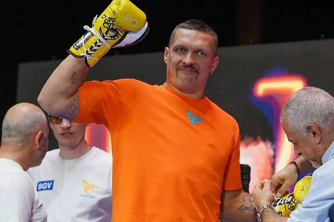 Александр Усик. Обложка © Telegram / Usyk17