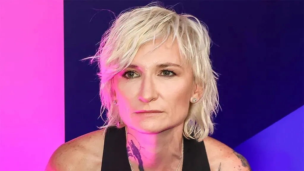 Диана Арбенина - Listen online all the songs and albums, full discography. Music panda-taxi.ru